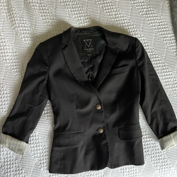 Aritzia blazer - Picture 2 of 3
